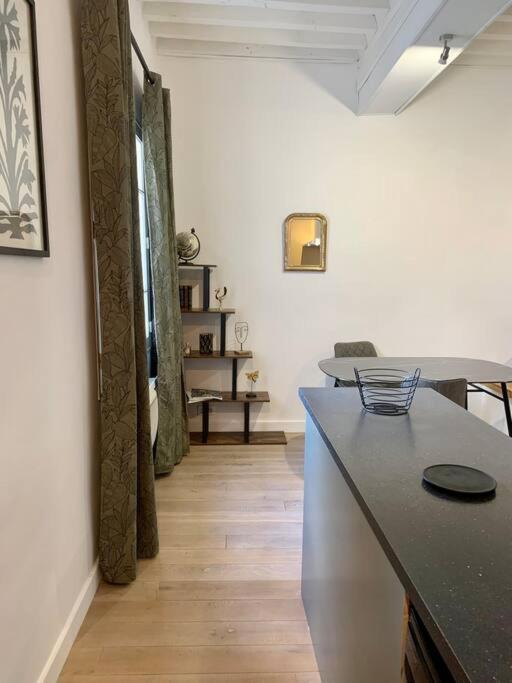 Appartement Renove De Caractere/ Parking Prive Saint-Remy-de-Provence Bagian luar foto